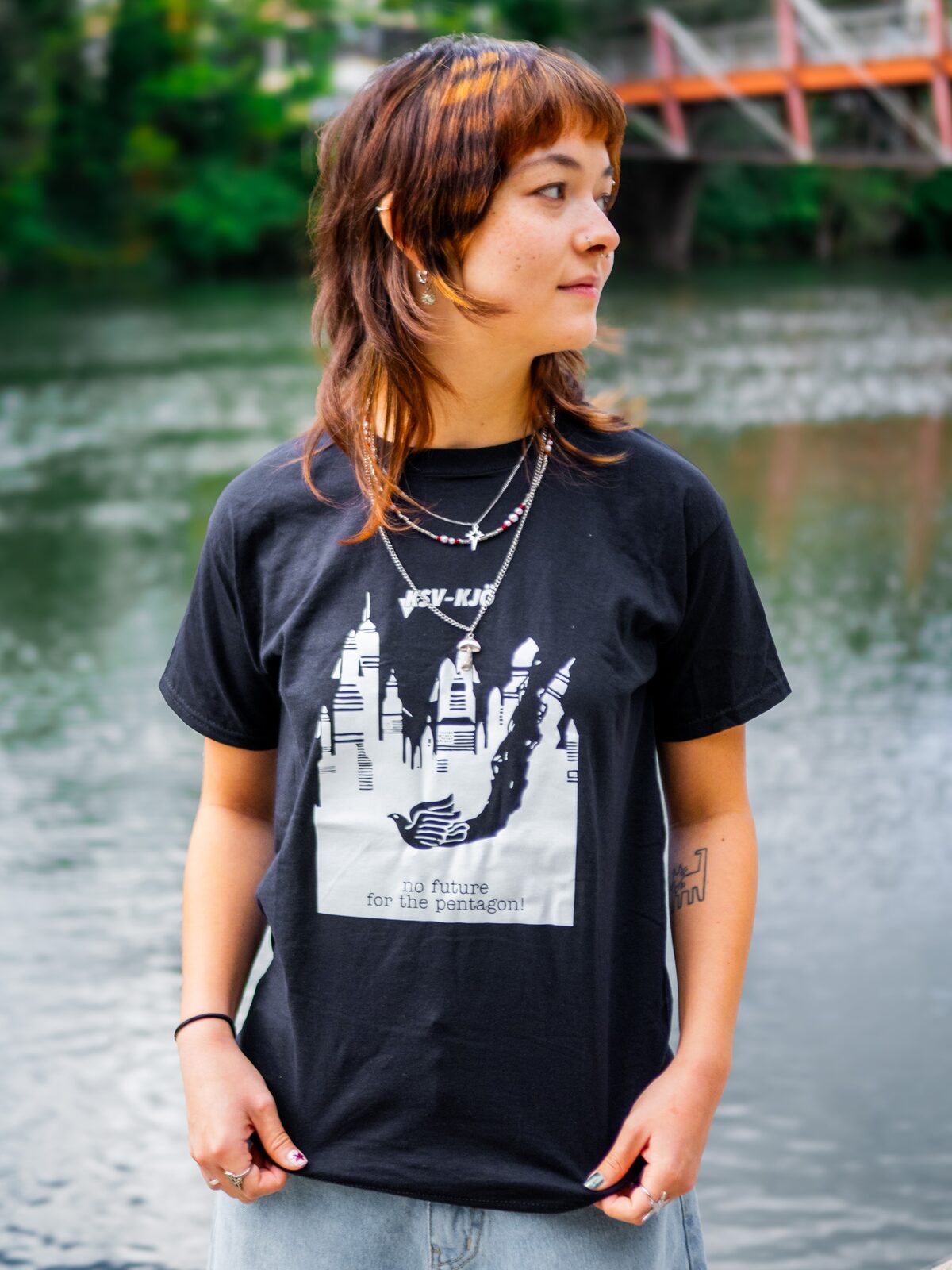 "No Future For The Pentagon" T-Shirt – Ansicht 2